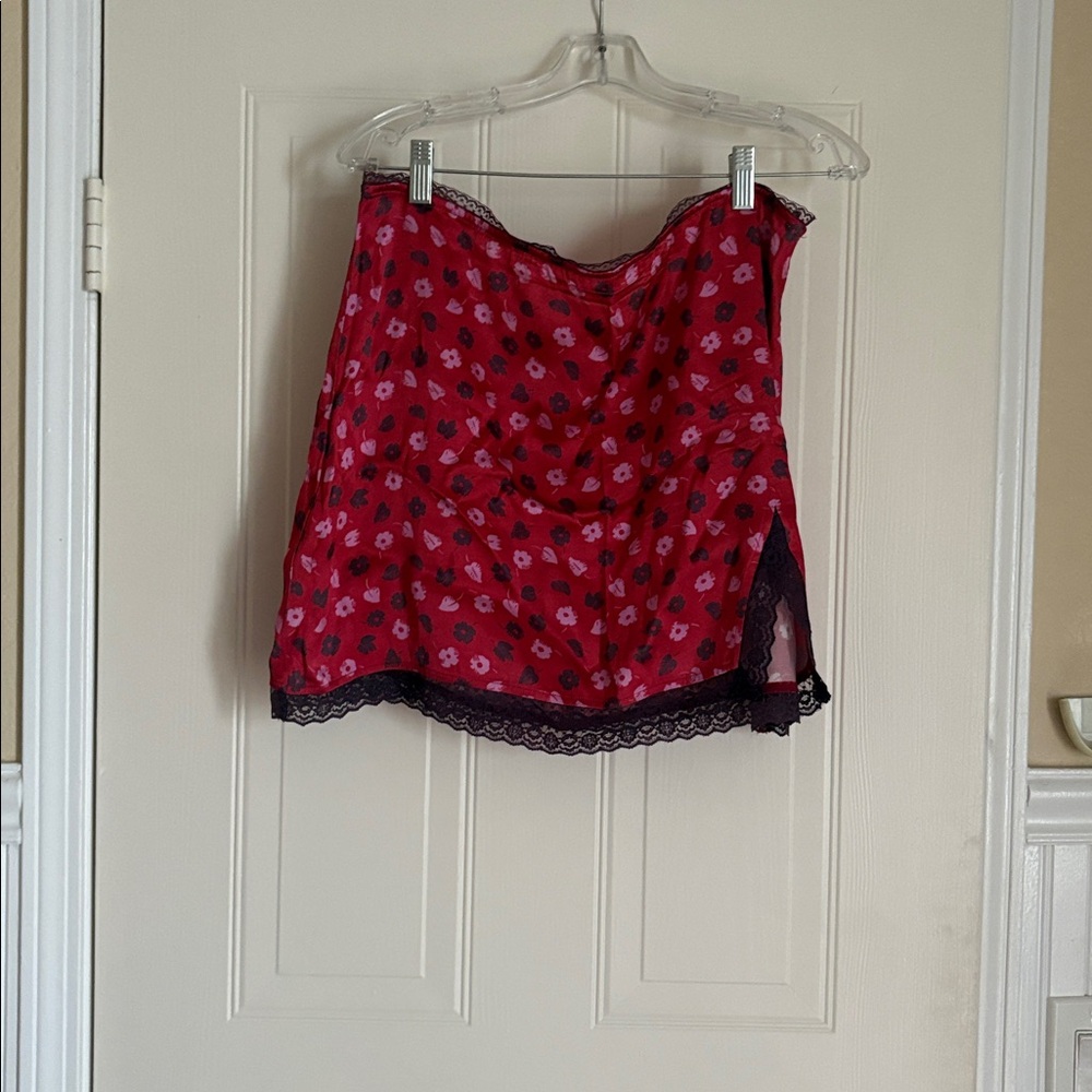 Maeve Floral Red Lace-Trim Mini Skirt, L